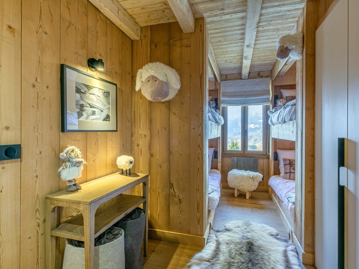 Demi-ferme 14 pers., 5 chambres vue village à Megève - Photo 11