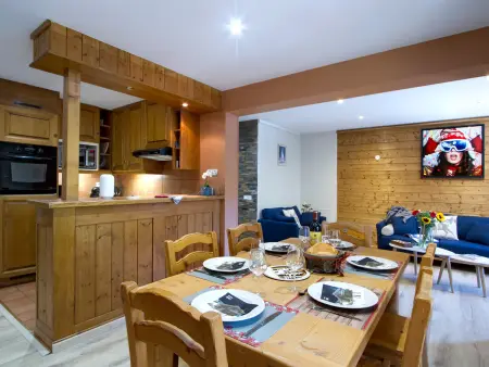 Appartement 75 m² balcon sud-ouest, 6 personnes : photo 3