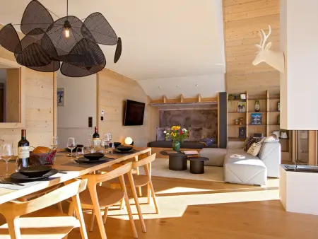 Appartement dernier étage, balcon Sud-Ouest, vue pistes à Huez : photo 2