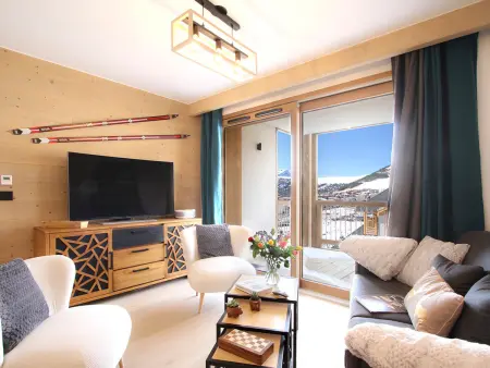 Appartement ski aux pieds à Huez, piscine et sauna : photo 1