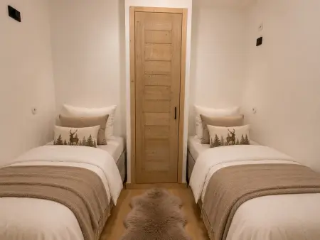 T3 + cabine 79 m² aux pieds des pistes, Huez : photo 5
