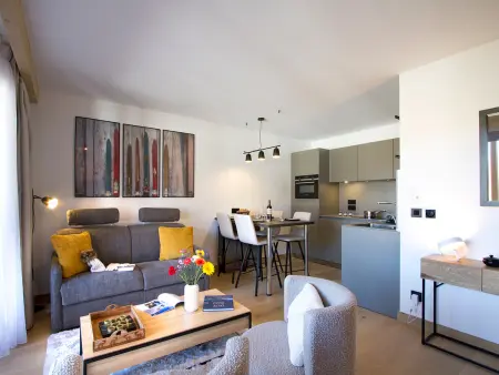 Appartement 45 m² vue pistes à Huez - départ skis aux pieds : photo 2