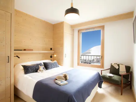 Appartement ski aux pieds à Huez avec piscine : photo 4