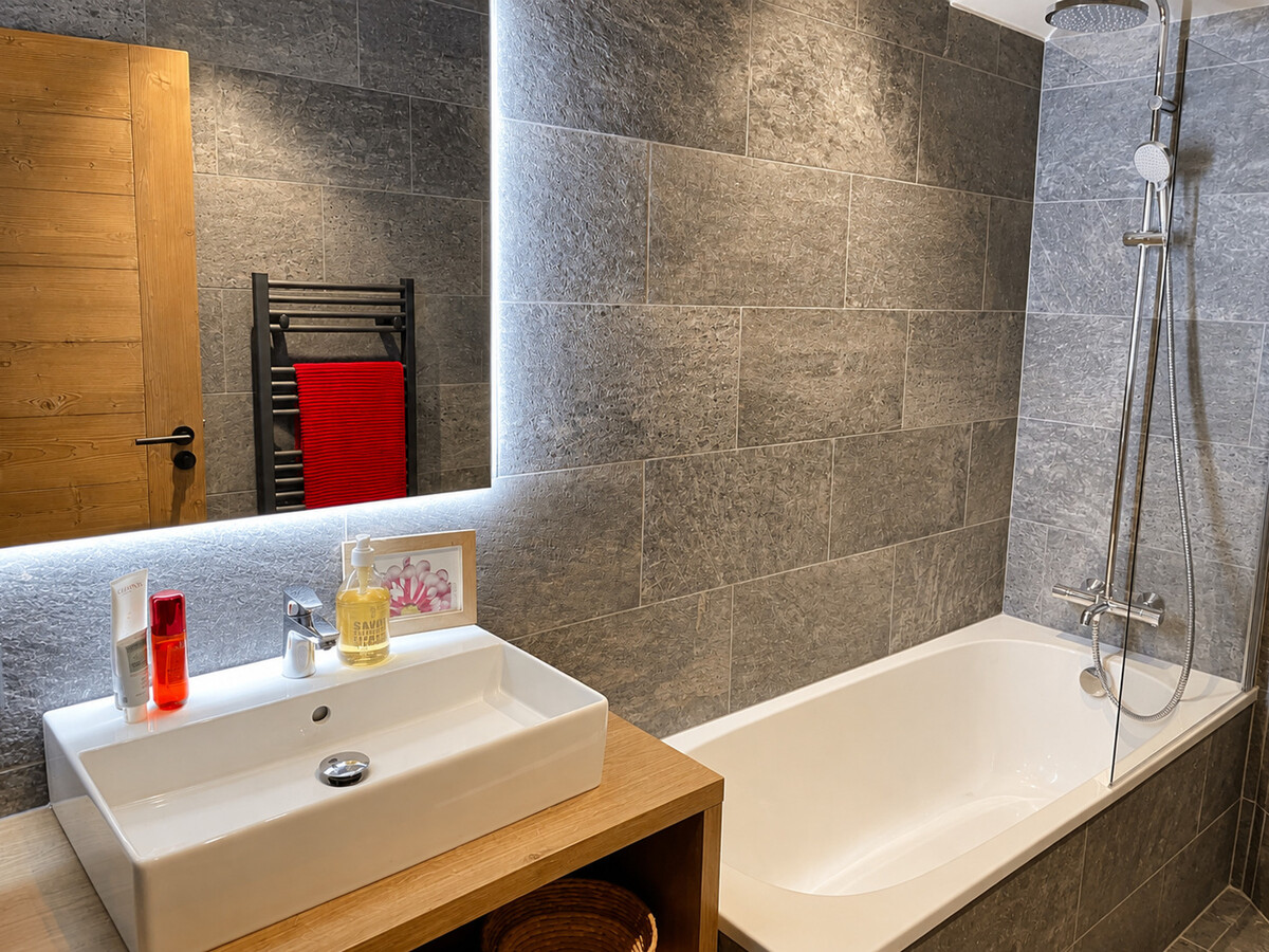 Appartement T2 cabine à 10m des pistes, L'Alpe d'Huez - Photo 7