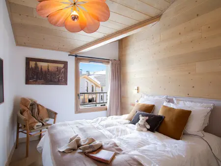Appartement 115m² vue pistes, 5 chambres - Huez : photo 7
