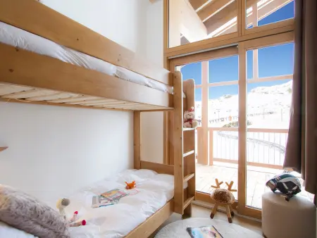 Appartement 115m² vue pistes, 5 chambres - Huez : photo 10