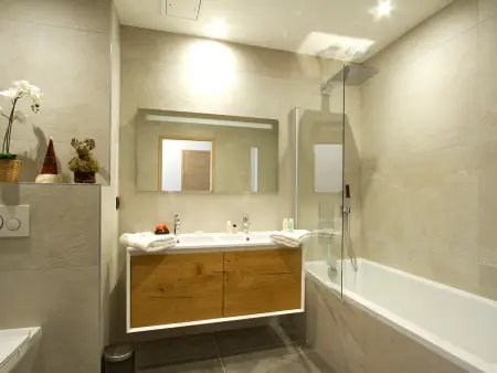 Appartement 115m² vue pistes, 5 chambres - Huez : photo 11