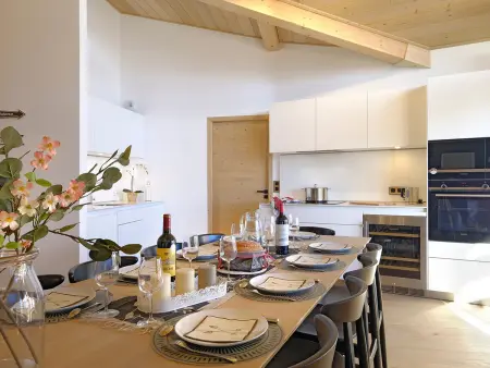 Appartement 4 chambres dernier étage, balcon 27m² - Huez : photo 6