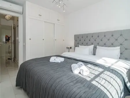 Appartement 3 chambres avec piscine et jardin à Estepona : photo 17