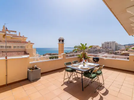 Appartement 75 m² solarium privé, piscine, parking : photo 2