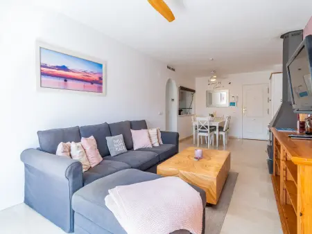 Appartement 75 m² solarium privé, piscine, parking : photo 10