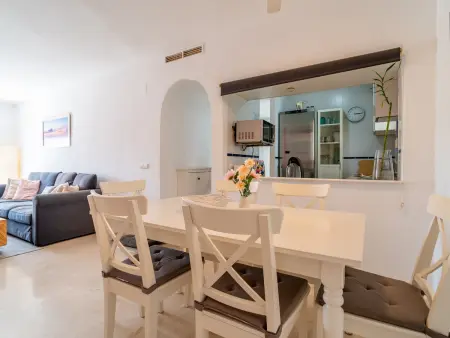 Appartement 75 m² solarium privé, piscine, parking : photo 15