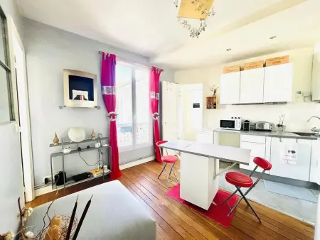 Appartement 30 m² à Neuilly-sur-Seine avec parking, près du Bois : photo 3