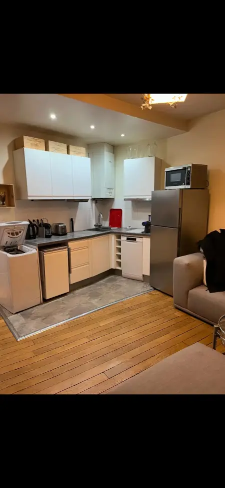Appartement 30 m² à Neuilly-sur-Seine avec parking, près du Bois : photo 10
