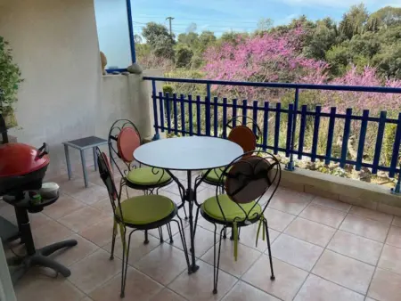 Location appartement à Saint Raphaël, Appartement charmant à Saint-Raphaël avec terrasse