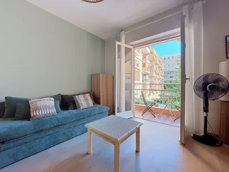 Le Magellan : studio rénové avec balcon à Menton : photo 7