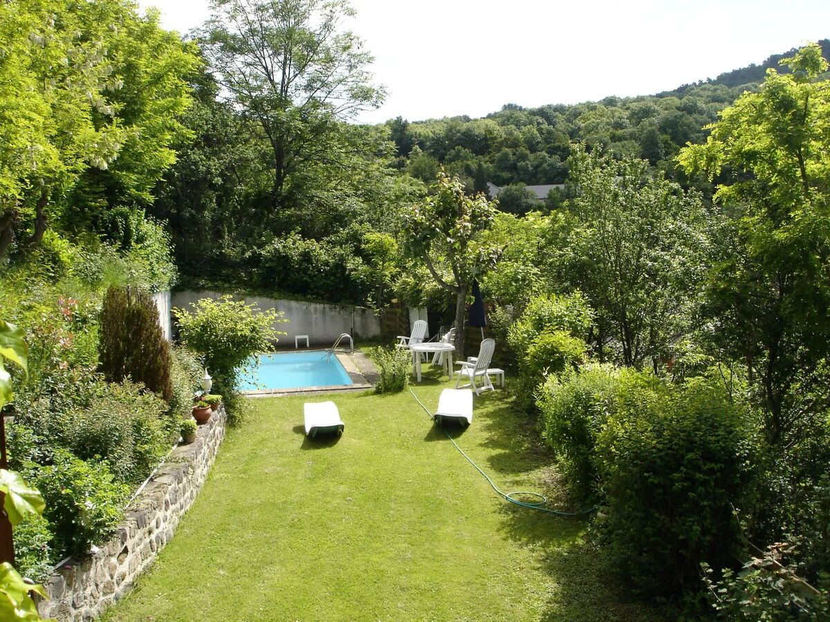 Maison 190 m² Saint-Nectaire, piscine privée & jardin - Photo 11