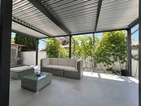 Maison familiale avec jardin clos et terrasse à Blanquefort : photo 8