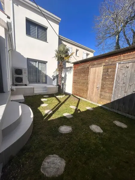 Maison familiale avec jardin clos et terrasse à Blanquefort : photo 23