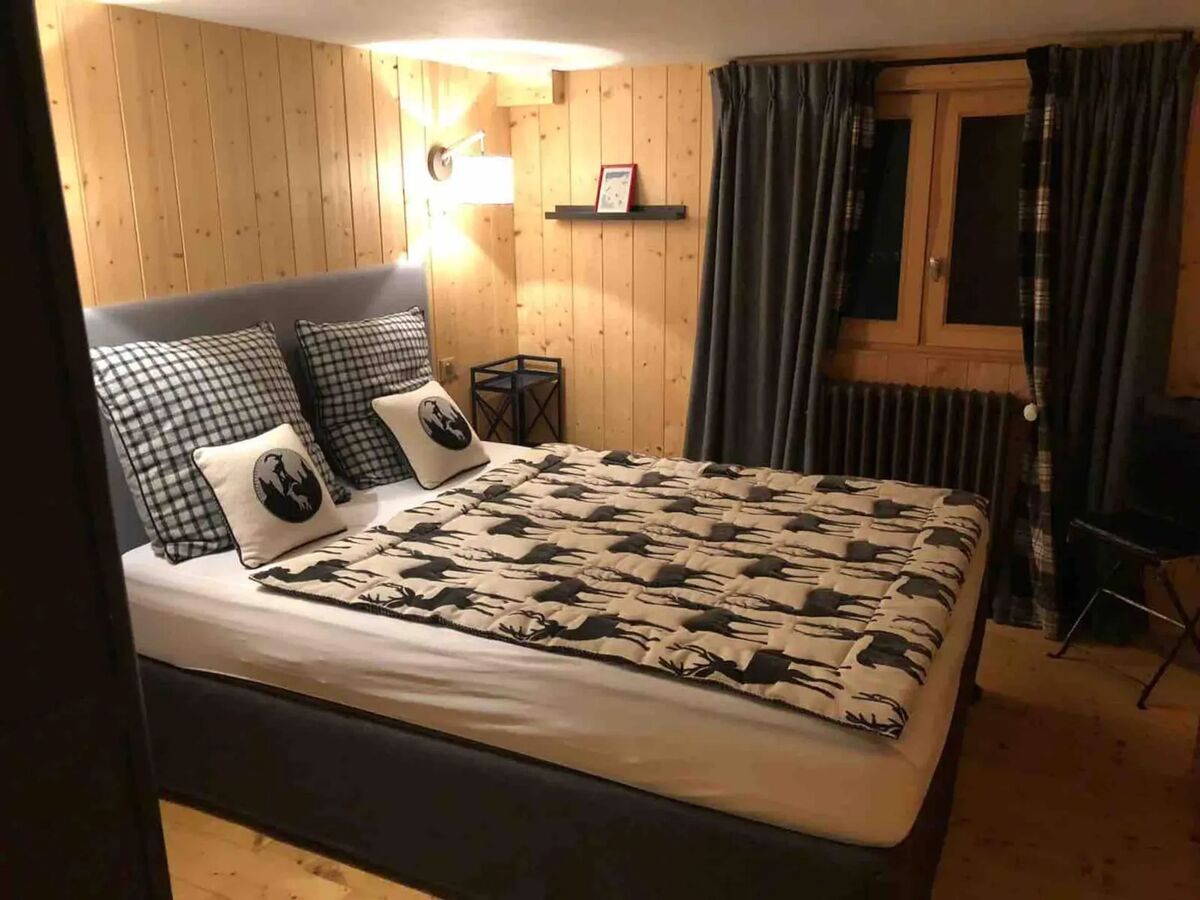 Chalet 8 pers. aux Rousses avec cheminée et terrasse - Photo 9