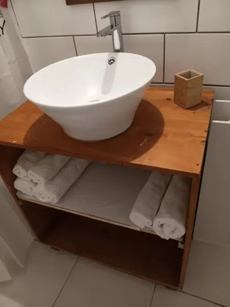 Appartement cosy 25 m² avec terrasse et jardin à La Trinité : photo 7