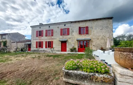 La Maison Rouge, 6 chambres au domaine du Château de Thérac : photo 2