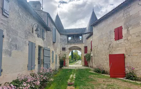 La Maison Rouge, 6 chambres au domaine du Château de Thérac : photo 15