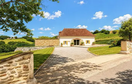 Maison Béarn piscine chauffée, poutres anciennes : photo 2