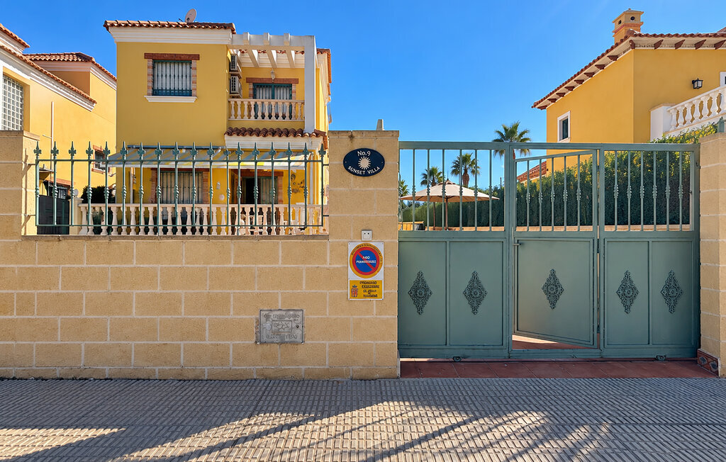 Maison 4 chambres avec piscine à Guardamar - Photo 11