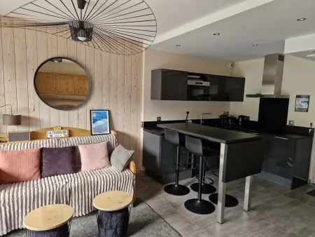 Studio 28m² face au front de neige – La Toussuire