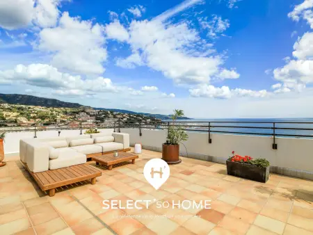 Rooftop pop art vue 200° - Le Lavandou