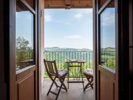 Maison des Roses à Bossolasco, cœur du village : photo 2