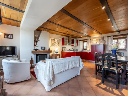 Maison des Roses à Bossolasco, cœur du village : photo 8