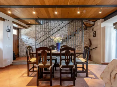 Maison des Roses à Bossolasco, cœur du village : photo 9