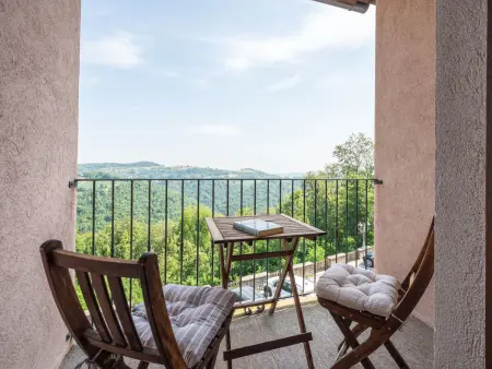 Maison des Roses à Bossolasco, cœur du village : photo 16