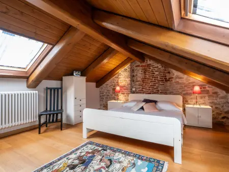 Maison des Roses à Bossolasco, cœur du village : photo 18
