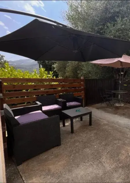 Appartement 29 m² avec terrasse et jardin clos à Corte : photo 11