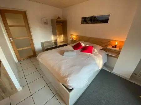 Maison 5 chambres à Orcines avec jardin et terrasse, 12 pers. : photo 5