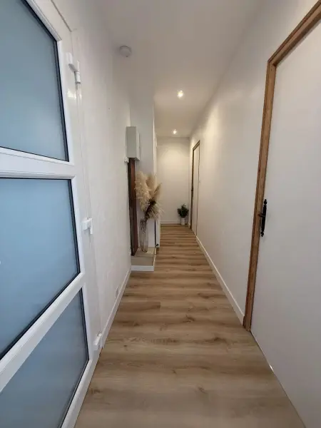 Appartement 80 m² à Saint-Claude : 3 chambres, jardin et balcon : photo 13