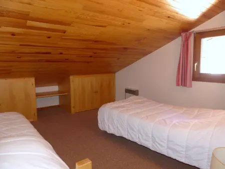 Duplex 3 pièces avec balcon sud, pistes à 100 m à Pralognan : photo 10