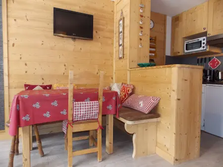 Studio avec vue montagne, balcon - 4 pers., Appartement 4 personnes à Pralognan la Vanoise : photo 5