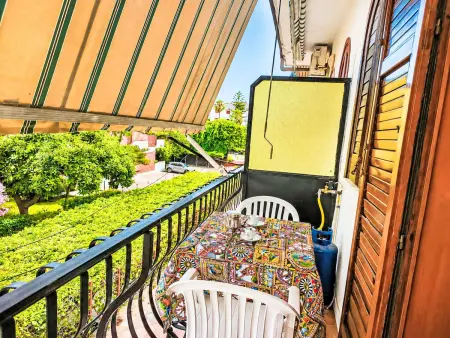 Brezza Ionica : appartement avec balcon à Giardini Naxos, accès plage : photo 5