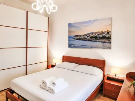 Brezza Ionica : appartement avec balcon à Giardini Naxos, accès plage : photo 7