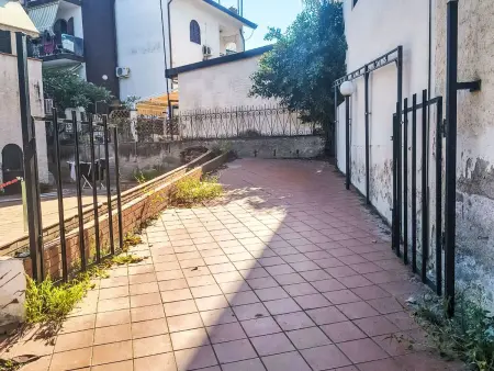 Brezza Ionica : appartement avec balcon à Giardini Naxos, accès plage : photo 14