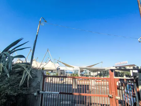 Brezza Ionica : appartement avec balcon à Giardini Naxos, accès plage : photo 16