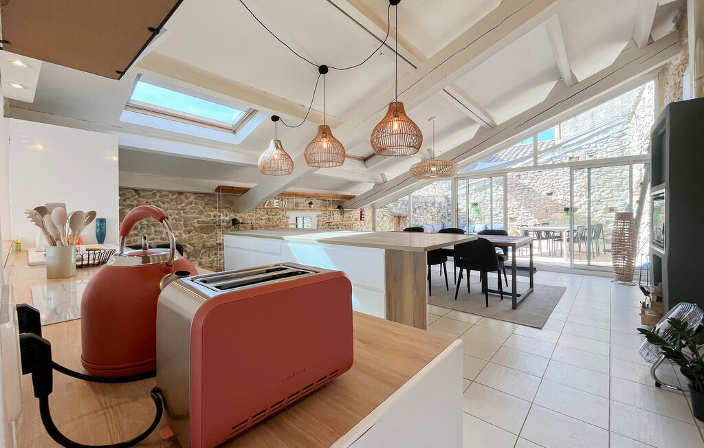 Maison de village rénovée avec mezzanine à Laudun-l'Ardoise - Photo 10