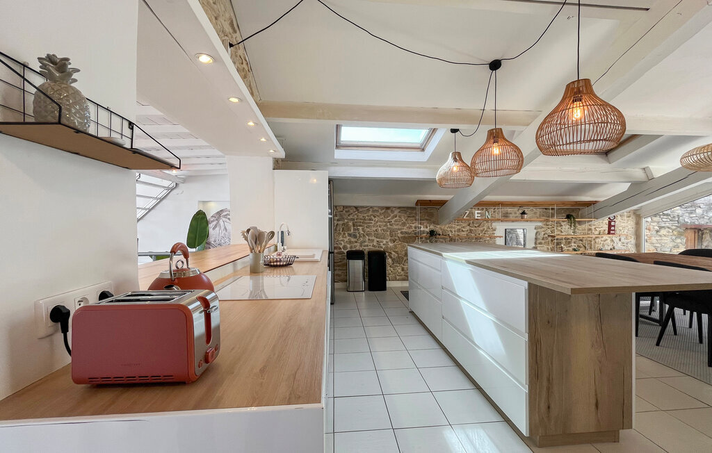 Maison de village rénovée avec mezzanine à Laudun-l'Ardoise - Photo 11