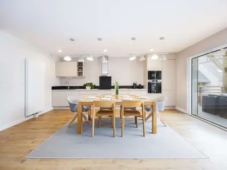 Duplex design avec terrasse couverte au cœur de Saint-Lary-Soulan : photo 3