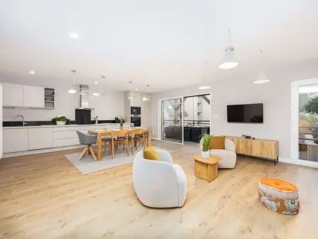 Duplex design avec terrasse couverte au cœur de Saint-Lary-Soulan : photo 5