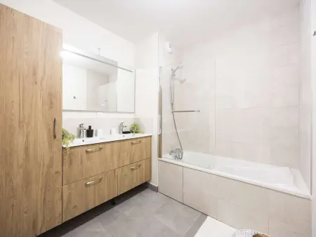 Duplex design avec terrasse couverte au cœur de Saint-Lary-Soulan : photo 10